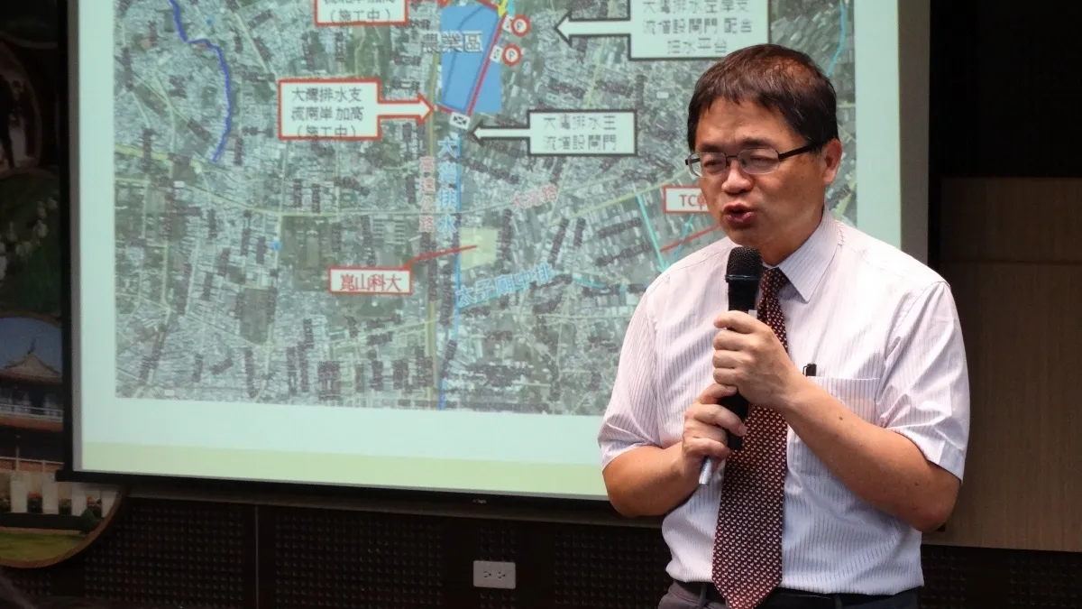 尼伯特致南市部分路段積水 賴清德:已研擬治水對策
