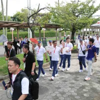李洋運動部長がアジア大会の入村式で一時入場できなかった問題を巡り、愛知・名古屋組織委員会は『風傳媒(ストームメディア)』の取材に対し、「OCAと必要な確認および各種調整を行った」と書面で回答した一方、具体的な経緯や見解については回答を差し控えた。(中華オリンピック委員会提供) 李洋運動部長がアジア大会の入村式で一時入場できなかった問題を巡り、愛知・名古屋組織委員会は『風傳媒(ストームメディア)』の取材に対し、「OCAと必要な確認および各種調整を行った」と書面で回答した一方、具体的な経緯や見解については回答を差し控えた。(中華オリンピック委員会提供)