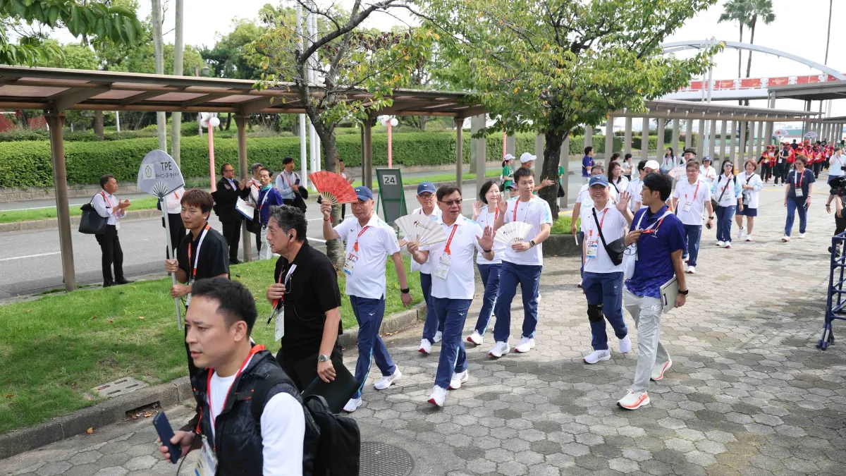 李洋運動部長がアジア大会の入村式で一時入場できなかった問題を巡り、愛知・名古屋組織委員会は『風傳媒(ストームメディア)』の取材に対し、「OCAと必要な確認および各種調整を行った」と書面で回答した一方、具体的な経緯や見解については回答を差し控えた。(中華オリンピック委員会提供)