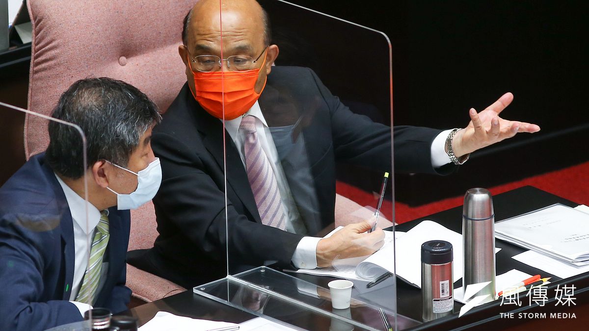 行政院長蘇貞昌就國籍航空機組員隔離「3+11」決策過程送立法院專案報告。(資料照,顏麟宇攝) 行政院長蘇貞昌就國籍航空機組員隔離「3+11」決策過程送立法院專案報告。(資料照,顏麟宇攝)