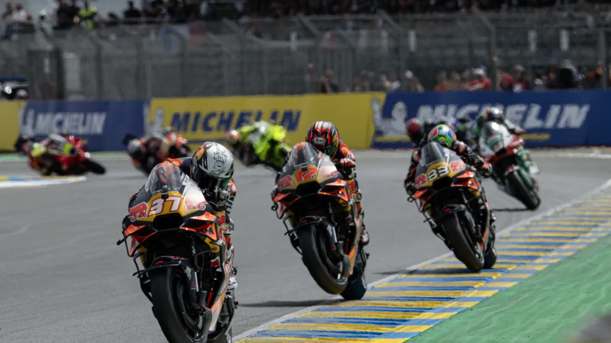 MotoGP新手入門指南:5分鐘看懂「二輪F1」的極速魅力!