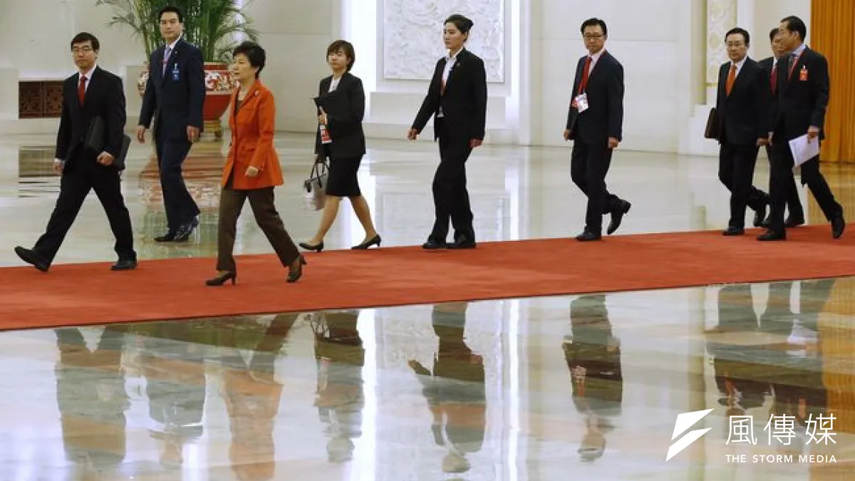 中韓簽署自由貿易協定,行政院呼籲立法院加速服貿和兩岸監督條例的審查。(美聯社)