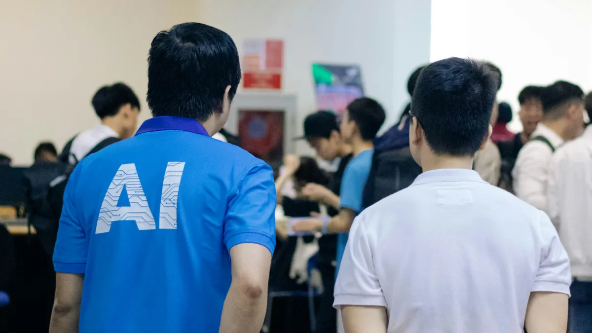 許多工作雖然不一定會被AI直接取代,但工作流程正逐漸被重新設計。(示意圖/取自unsplash)