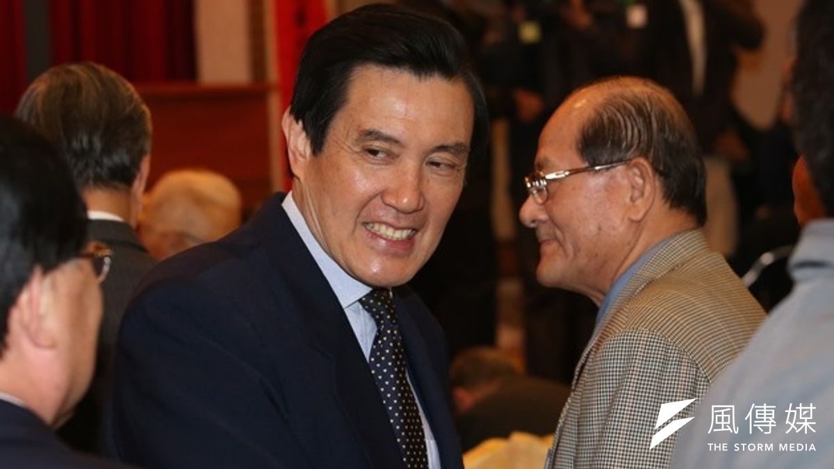 總統馬英九(圖)將再度提名監委人選以補足缺額,民進黨發言人林俊憲表示,監委一次被否決11人,馬應深自檢討,而非再行提名。(資料照片,吳逸華攝) 總統馬英九(圖)將再度提名監委人選以補足缺額,民進黨發言人林俊憲表示,監委一次被否決11人,馬應深自檢討,而非再行提名。(資料照片,吳逸華攝)