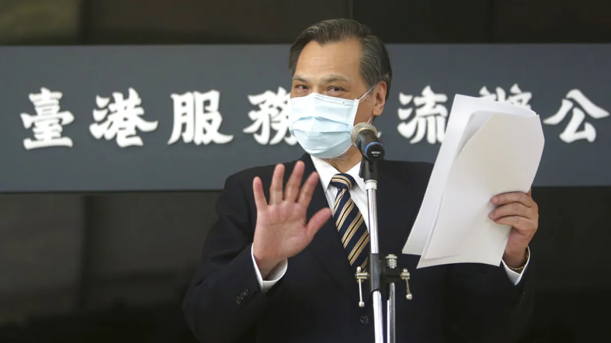 陸委會取消兩名陸媒記者駐點採訪權,並限期離境,圖為陸委會主委陳明通。(美聯社)