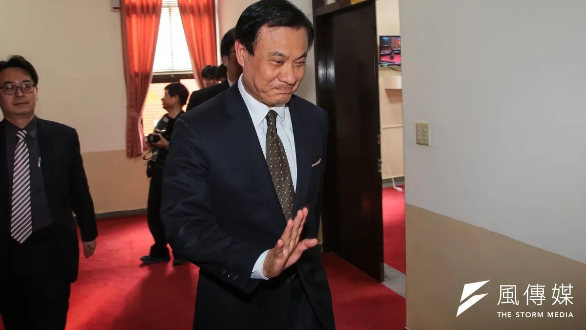 立法院長蘇嘉全16日針對「農田水利會組織規則」審查,進行協商。(顏麟宇攝)