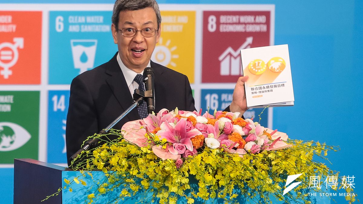 副總統陳建仁搭「公務車」遊金門,府方人士解釋,是依據《特種勤務條例》規定徵用車輛。(資料照,顏麟宇攝) 副總統陳建仁搭「公務車」遊金門,府方人士解釋,是依據《特種勤務條例》規定徵用車輛。(資料照,顏麟宇攝)