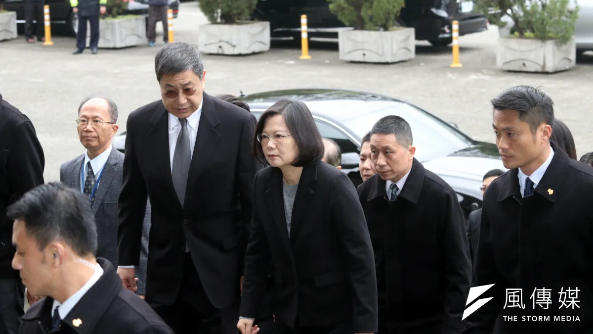 台泥前董事長辜成允紀念音樂會15日舉辦,蔡英文出席致意並頒發褒揚令。(蘇仲泓攝)
