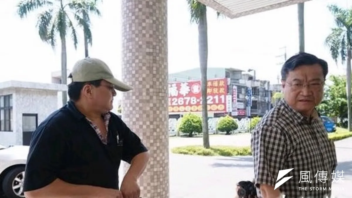 台灣高等法院更三審認定,趙建銘等被告各自賣出股票,無犯意聯絡,犯罪所得並非歷審認定的上億元,而只有4百多萬元,因此16日從輕判趙建銘4年徒刑。(取自中評社)