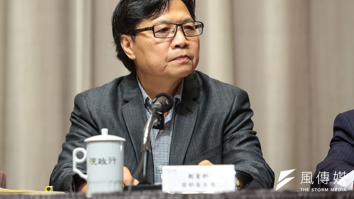 教育部長葉俊榮在昨日與台大學生代表會面後,9日上午於個人臉書發文,表示昨日和台大學生代表碰面,深切感受到他們對校長遴選爭議及目前僵局的焦慮,並強調對相關制度改革責無旁貸。(資料照,顏麟宇攝) 教育部長葉俊榮在昨日與台大學生代表會面後,9日上午於個人臉書發文,表示昨日和台大學生代表碰面,深切感受到他們對校長遴選爭議及目前僵局的焦慮,並強調對相關制度改革責無旁貸。(資料照,顏麟宇攝)