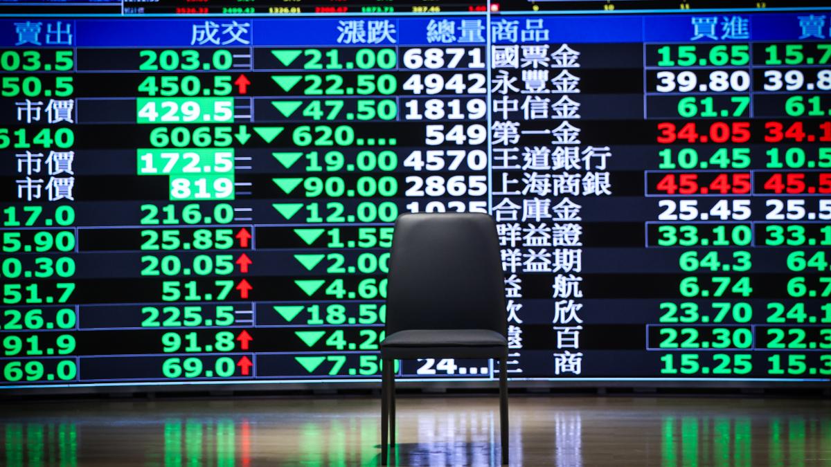 台股記憶體還能上車?謝金河列7檔斷魂時刻「最慘跌幅破5成」:30萬戶被斷頭
