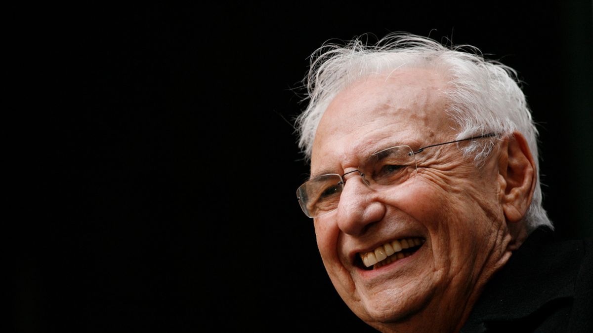 因古根漢博物館大膽前衛設計成名!加拿大傳奇建築師法蘭克蓋瑞去世,享壽96歲