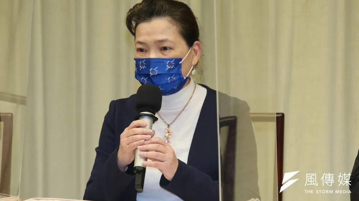 20220303-經濟部長王美花3日晚間召開「0303停電事故」記者會。(柯承惠攝)