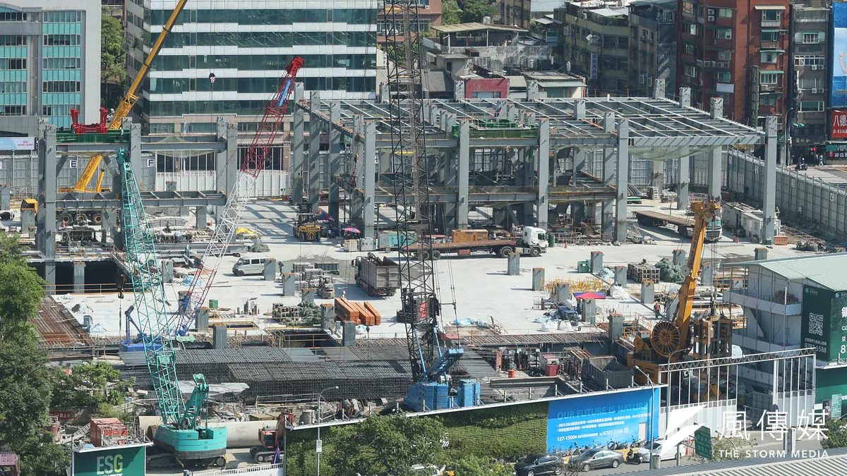 檢廉近日偵辦京華城容積獎勵案,民眾黨主席柯文哲、台北市前副市長彭振聲、威京集團主席沈慶京、台北市議員應曉薇等人遭羈押。(資料照,柯承惠攝) 檢廉近日偵辦京華城容積獎勵案,民眾黨主席柯文哲、台北市前副市長彭振聲、威京集團主席沈慶京、台北市議員應曉薇等人遭羈押。(資料照,柯承惠攝)