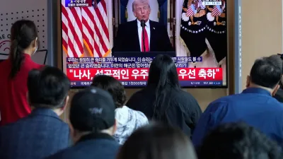 2026年4月1日,美國總統川普在白宮發表全國電視演說。(美聯社)