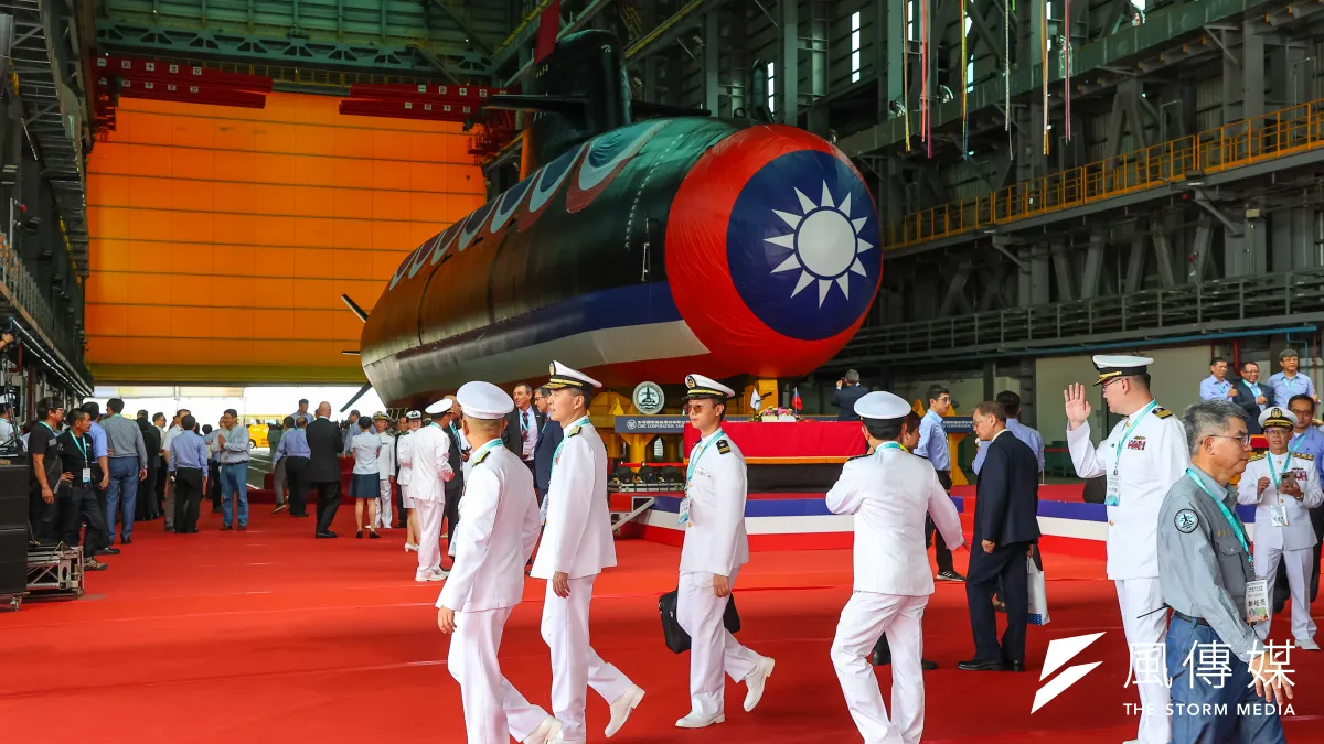 作者認為,事實上,就算量產型潛艦的構型已確定,第二批與第三批潛艦的構型也不調整,還是不可能將後續7艘潛艦需外購的關鍵零組件一次購足。(資料照,顏麟宇攝)