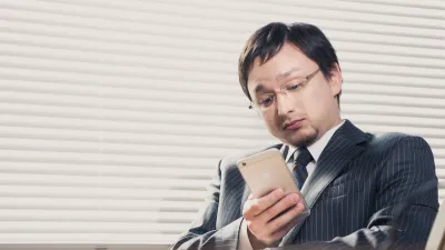 面對日新月異、愈來愈逼真的詐騙手法,唯有多一分警覺、少一分貪念,才能安穩守護辛苦累積的資產。(圖/取自pakutaso)