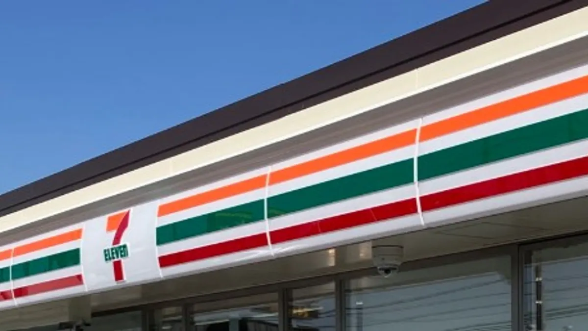 日本のセブン‐イレブン店舗の外観。(SEVEN-ELEVEN JAPANより転載) 日本のセブン‐イレブン店舗の外観。(SEVEN-ELEVEN JAPANより転載)