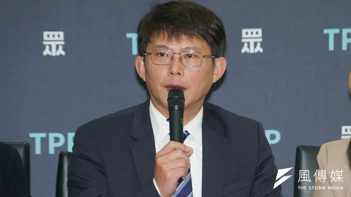 民眾黨立委黃國昌(見圖)證實,蔡壁如曾約他20日見面,但彼時立法院非常忙,不好意思只能婉拒。(資料照,蔡親傑攝)