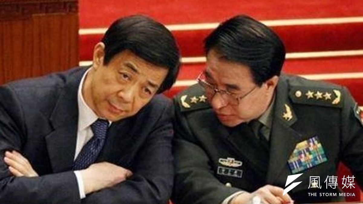 薄熙來(左)與中國前軍委副主席徐才厚雙雙失勢入獄。(取自網路) 薄熙來(左)與中國前軍委副主席徐才厚雙雙失勢入獄。(取自網路)