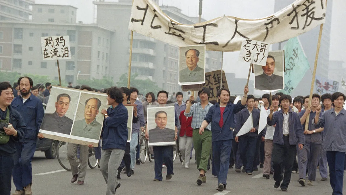 1989年5月18日在北京上街遊行的民眾。(AP)