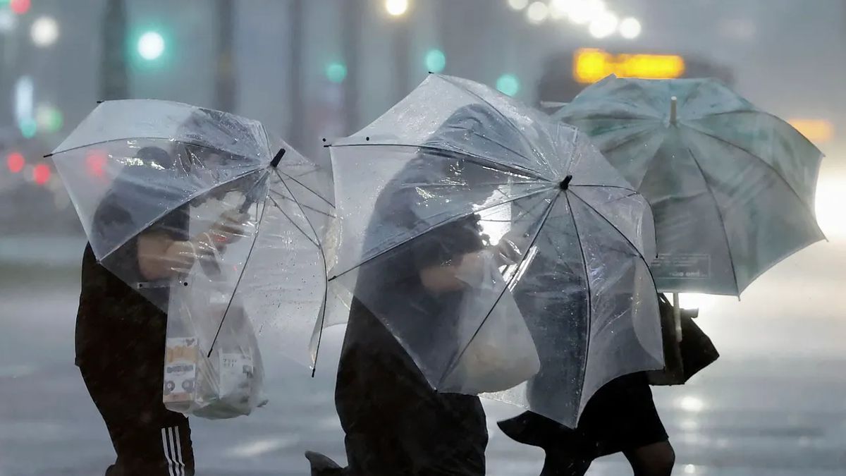 一周天氣預報/元宵節全台大變天!氣溫暴跌、大雨連濕5天,回暖放晴時間點曝