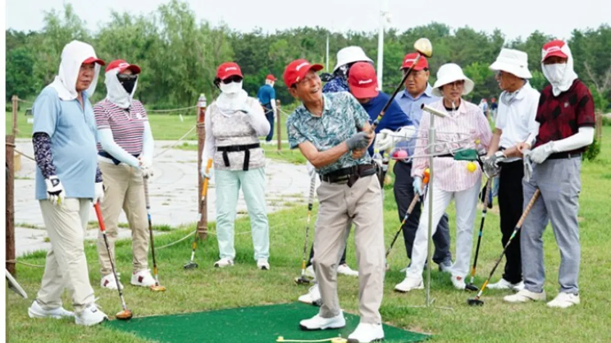 Xinhua Silk Road: Park golf tourism gains popularity among ROK tourists to Weihai, Shandong