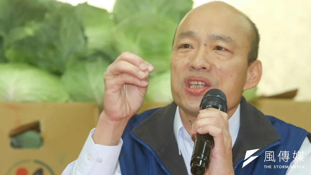 韓國瑜16日接受專訪時表示,「政治就像高麗菜一樣,要使用可以被理解的大眾語言」。(陳明仁攝)