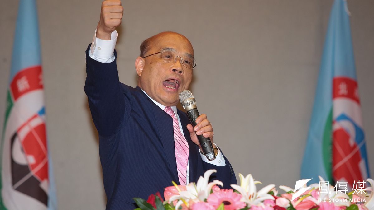 民進黨新北市長參選人蘇貞昌重用青年世代,並鼓勵發言,「沒有分大細漢(台語)」。(資料照,顏麟宇攝) 民進黨新北市長參選人蘇貞昌重用青年世代,並鼓勵發言,「沒有分大細漢(台語)」。(資料照,顏麟宇攝)