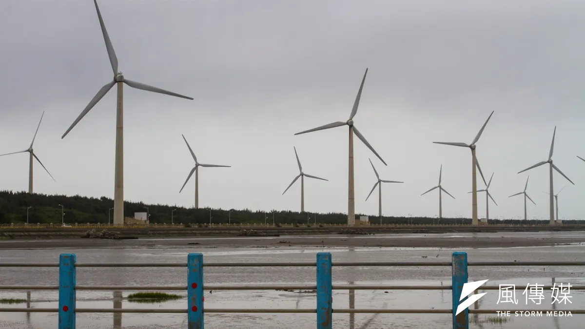 依能源局規劃,到2030年時,風力發電將由目前64萬瓩增為520萬瓩,但整體規劃中,看不出有可能達到減碳50%的可能。(呂紹煒攝)