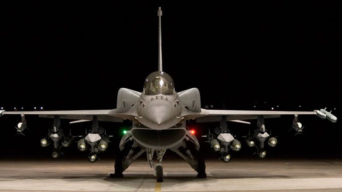 美國國務院正式宣布售我66架F-16V戰機,其清單中的GBU-54「雷射導引直攻彈械」(LJDAM)精準導引彈,對空軍戰力具有指標意義。圖為F-16V戰機,與新聞個案無關。(資料照,取自Ken Sunny@twitter) 美國國務院正式宣布售我66架F-16V戰機,其清單中的GBU-54「雷射導引直攻彈械」(LJDAM)精準導引彈,對空軍戰力具有指標意義。圖為F-16V戰機,與新聞個案無關。(資料照,取自Ken Sunny@twitter)