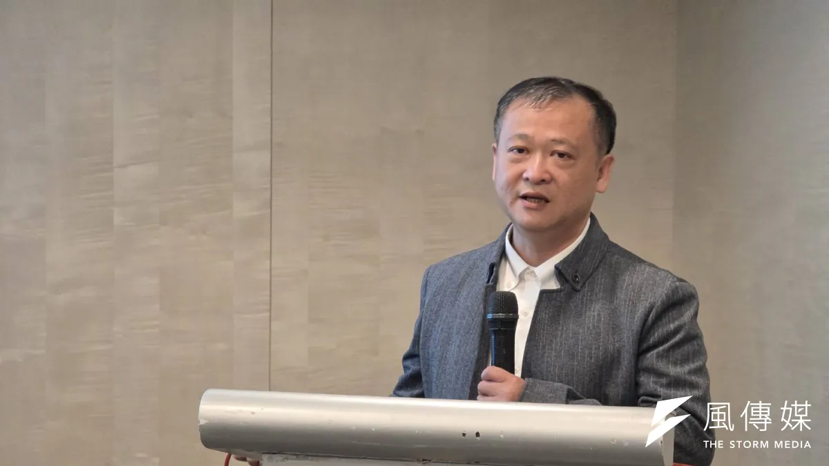 創新董事長吳智孟表示,為取得更佳散熱、電訊號及更微型化封裝,WiFi 7模組將逐漸用銅柱取代錫球FrameBoard。(魏鑫陽攝)