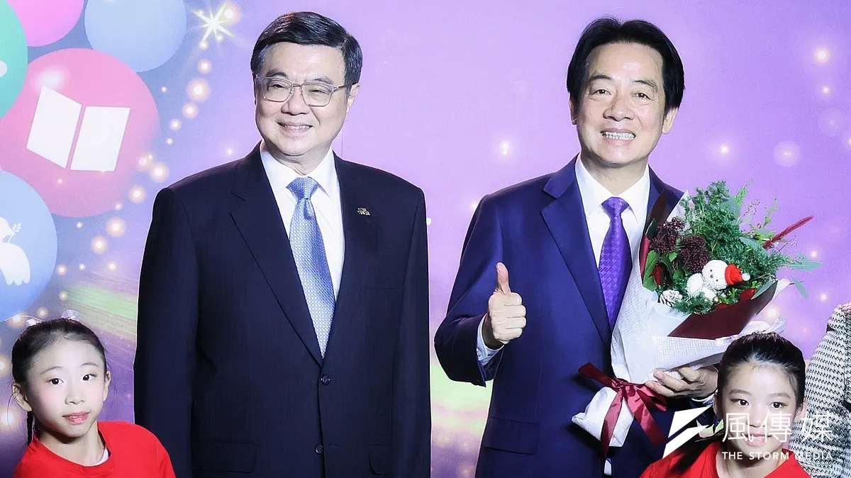 立法院政治攻防再升溫!國民黨立委羅智強、王鴻薇與民眾黨團總召黃國昌,於 18 日在司法及法制委員會正式提案移請監察院彈劾行政院長卓榮泰;黃國昌更進一步預告,民眾黨團未來將於院會正式提出「彈劾總統賴清德」。(示意圖/柯承惠攝) 立法院政治攻防再升溫!國民黨立委羅智強、王鴻薇與民眾黨團總召黃國昌,於 18 日在司法及法制委員會正式提案移請監察院彈劾行政院長卓榮泰;黃國昌更進一步預告,民眾黨團未來將於院會正式提出「彈劾總統賴清德」。(示意圖/柯承惠攝)