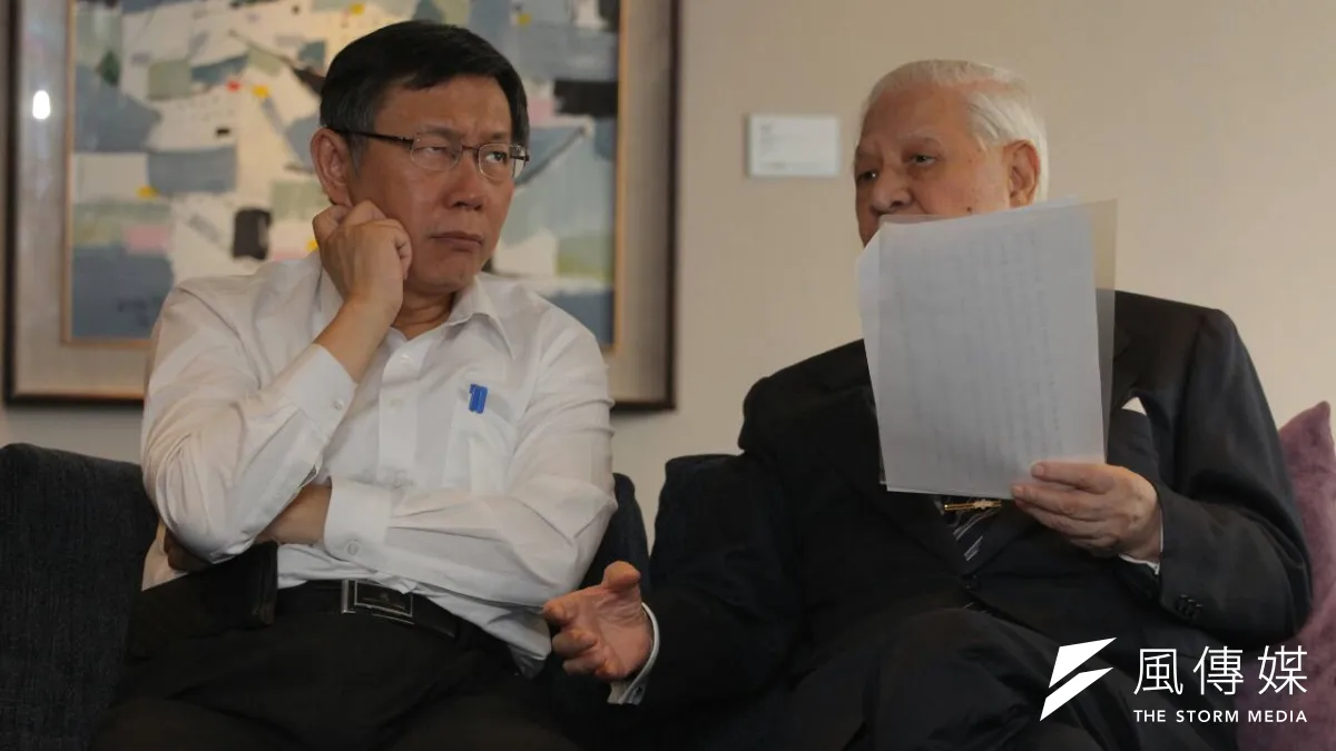 台聯指活動讓台北市長柯文哲(左)陷入輔選爭議,是李登輝辦公室改變規劃,李辦主任王燕軍反擊,台聯要找前總統李登輝,從未透過辦公室或基金會。(葉信菉攝)