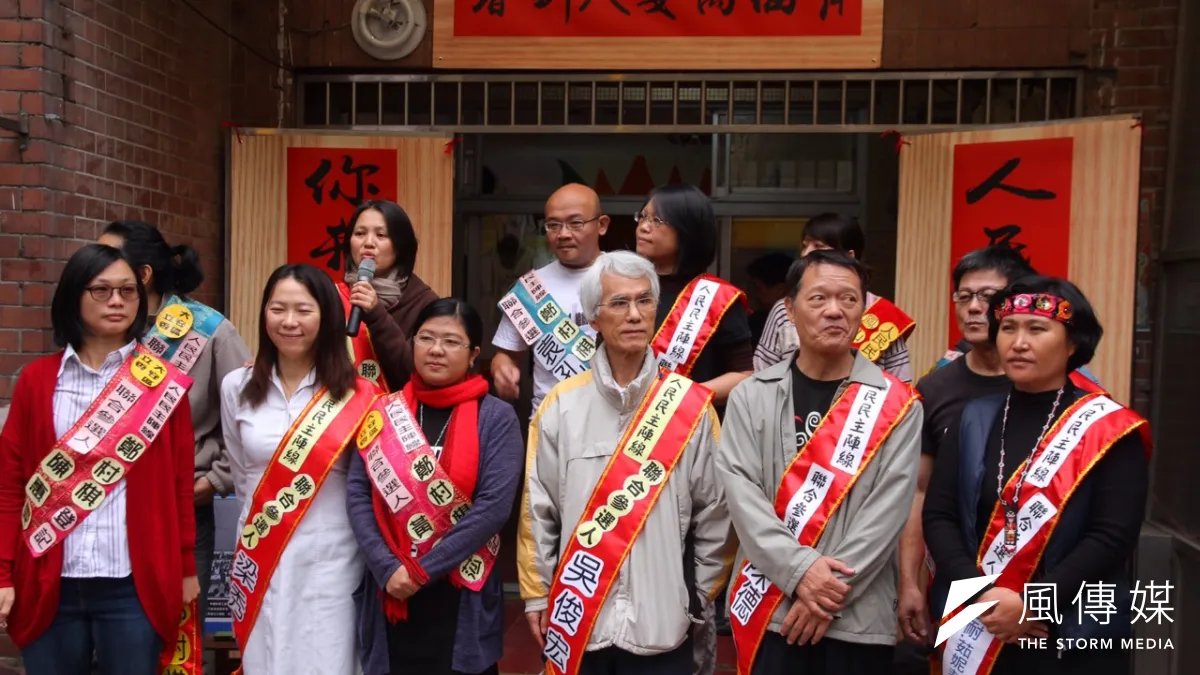 台北市第六選區人民民主陣線立委參選人李燕表示:「長期以來,身障者不論男、女性都被歸類為無性的人,對人們來說是被照顧的同義詞,這是我們相當不同意的。」。(曾原信攝)