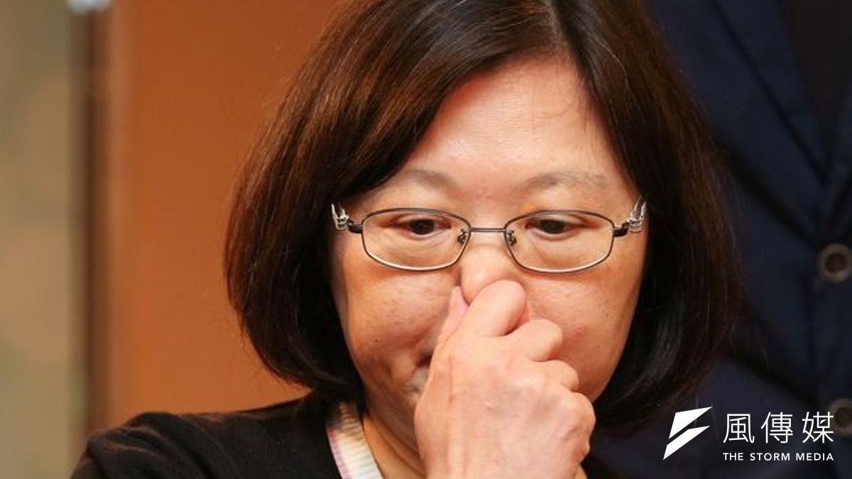 前總統李登輝接受訪問時,寄語蔡英文「要有勇氣」,其實,勇氣有很多種,最難的就是對支持者說真話的勇氣。(余志偉攝) 前總統李登輝接受訪問時,寄語蔡英文「要有勇氣」,其實,勇氣有很多種,最難的就是對支持者說真話的勇氣。(余志偉攝)