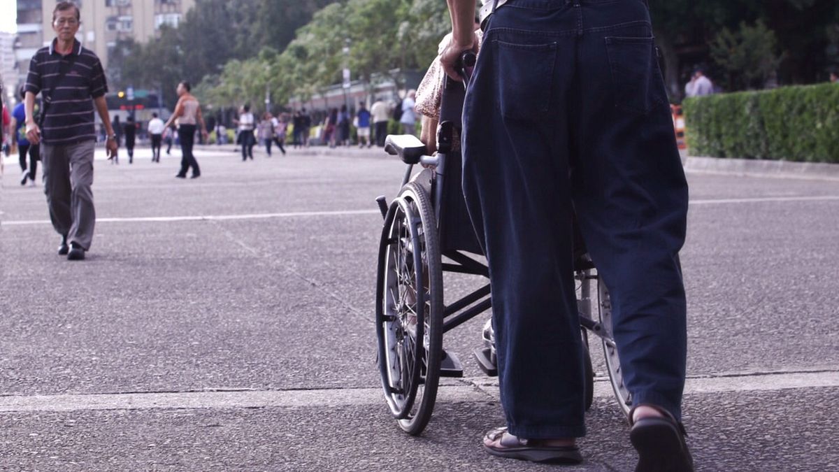 8旬母悶死癱瘓兒被判2年半 名醫解讀法院一句話:法官認為照顧殺人還是得關