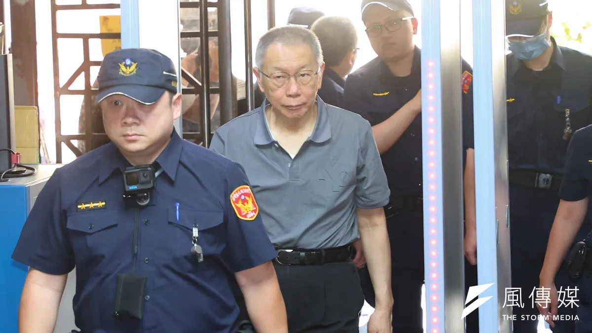 民眾黨前主席柯文哲因涉入京華城案,日前以7000萬元交保。(顏麟宇攝)