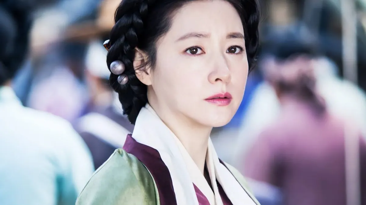 李英愛出演電視劇《師任堂》劇照(圖/Lee young ae/이영애 facebook) 李英愛出演電視劇《師任堂》劇照(圖/Lee young ae/이영애 facebook)