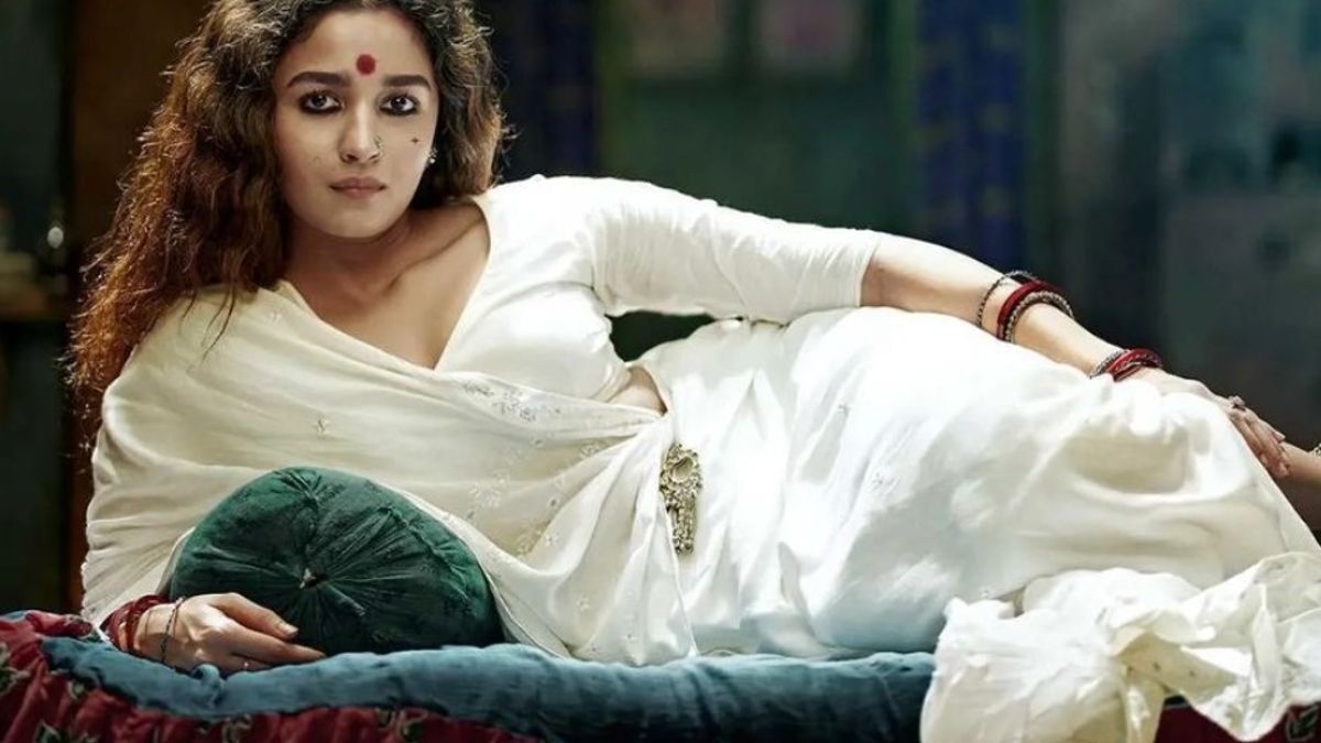 一上架就空降Netflix排行榜冠軍的印度電影《孟買女帝》,到底在紅什麼?(圖/取自IG@aliaabhatt) 一上架就空降Netflix排行榜冠軍的印度電影《孟買女帝》,到底在紅什麼?(圖/取自IG@aliaabhatt)