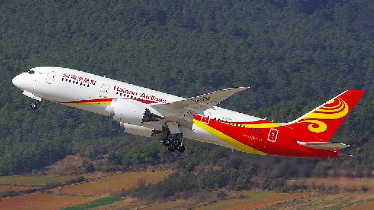 海航集團從地方航空公司起家,由於創辦人陳峰持續取得國有銀行融資,透過一連串海外併購,如今成為國際矚目的重要控股集團。(圖片來源:波音中國網站) 海航集團從地方航空公司起家,由於創辦人陳峰持續取得國有銀行融資,透過一連串海外併購,如今成為國際矚目的重要控股集團。(圖片來源:波音中國網站)