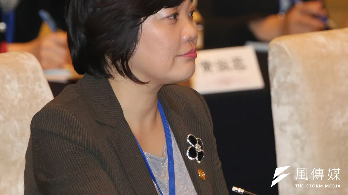 對於中方片面宣布台胞證免簽,陸委會發言人吳美紅18日喊話強調,任何涉及兩岸民眾往來重大措施的調整,雙方都應秉持相互尊重、充分溝通的原則,才能有利於兩岸民眾福祉。(資料照,余志偉攝)