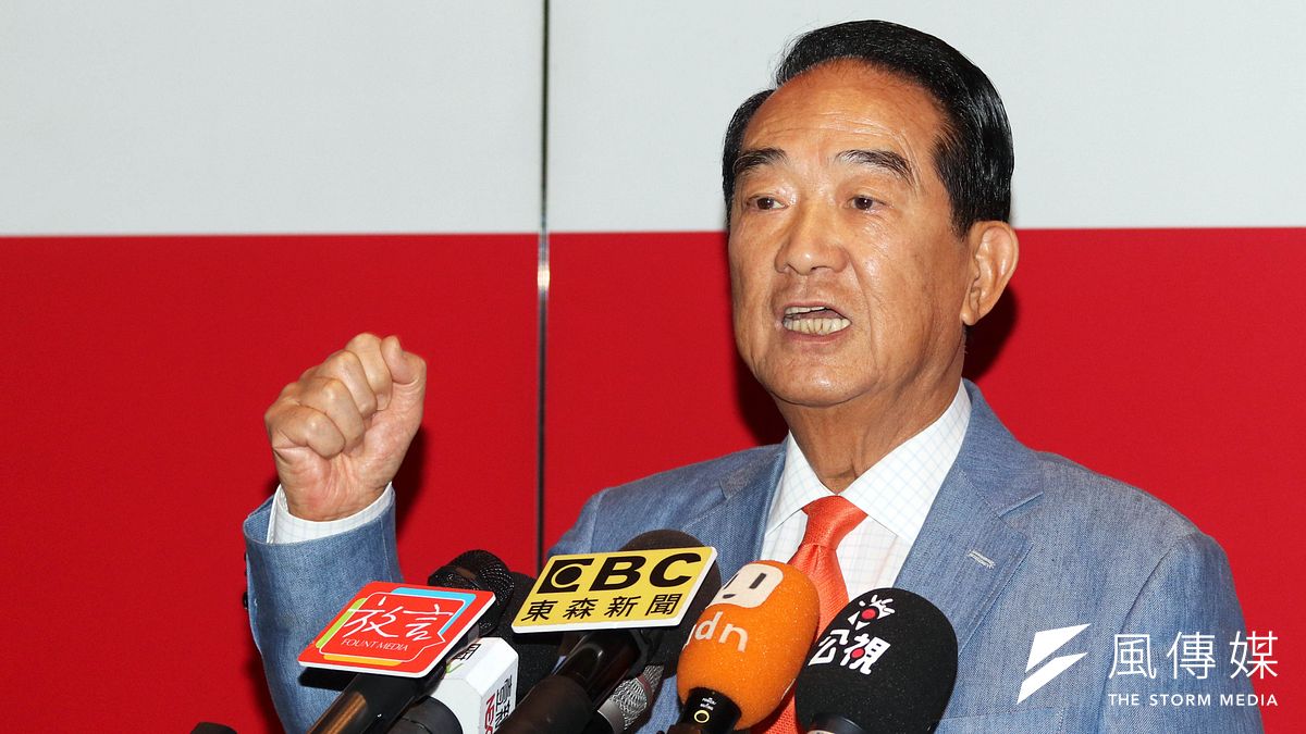 親民黨總統參選人宋楚瑜(見圖)表示,親民黨裡面「好多都是各黨各派的」,也就是台灣的鄉親團結起來,組成自由民主的聯軍。(資料照,蘇仲泓攝) 親民黨總統參選人宋楚瑜(見圖)表示,親民黨裡面「好多都是各黨各派的」,也就是台灣的鄉親團結起來,組成自由民主的聯軍。(資料照,蘇仲泓攝)