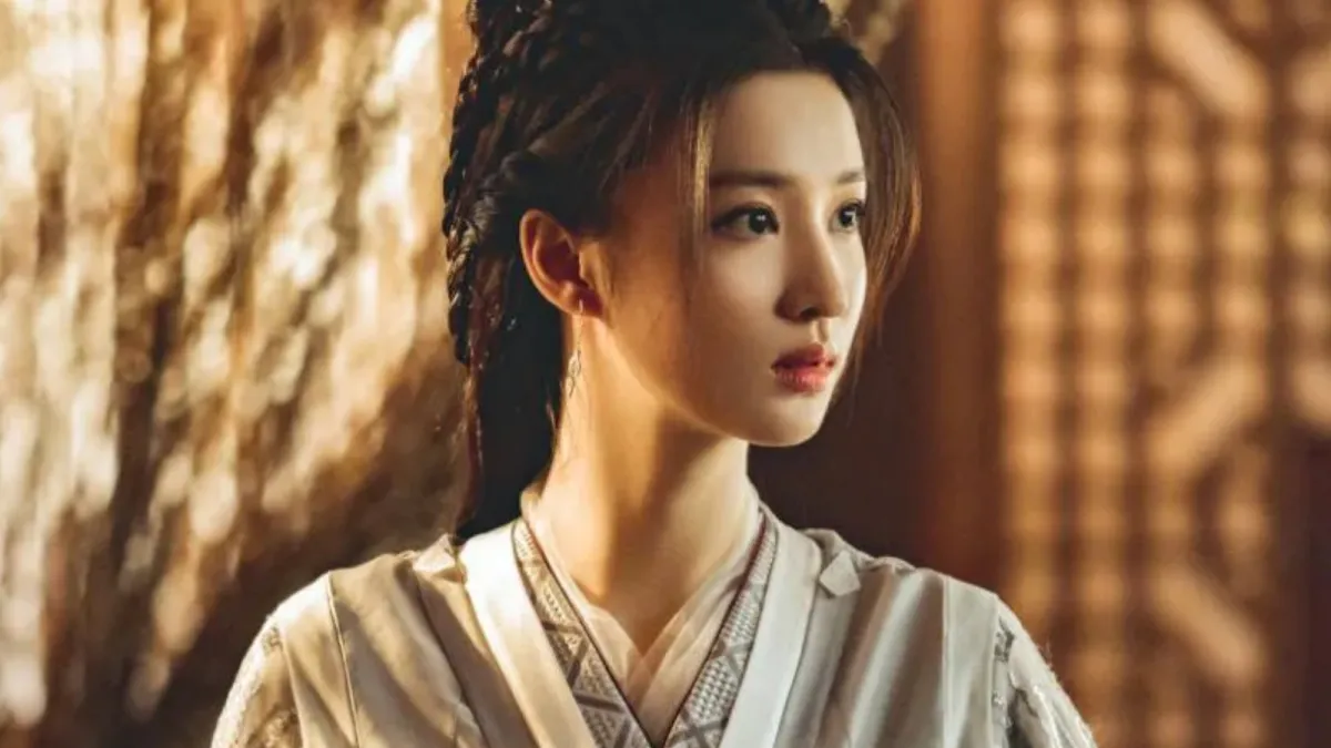 The drama Jade Dynasty tells the story of Kongsang prince Shiying and Chizu princess Zhuyan, whose fates become intertwined through a single flower. (Image / Weibo)