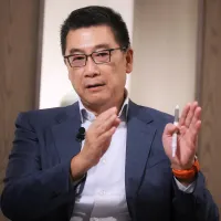 QIC founder and CEO Lee Hung-chi speaks at a biotech investment forum in Taipei on August 25. (Photo: Storm Media / He Cheng-hui) QIC founder and CEO Lee Hung-chi speaks at a biotech investment forum in Taipei on August 25. (Photo: Storm Media / He Cheng-hui)