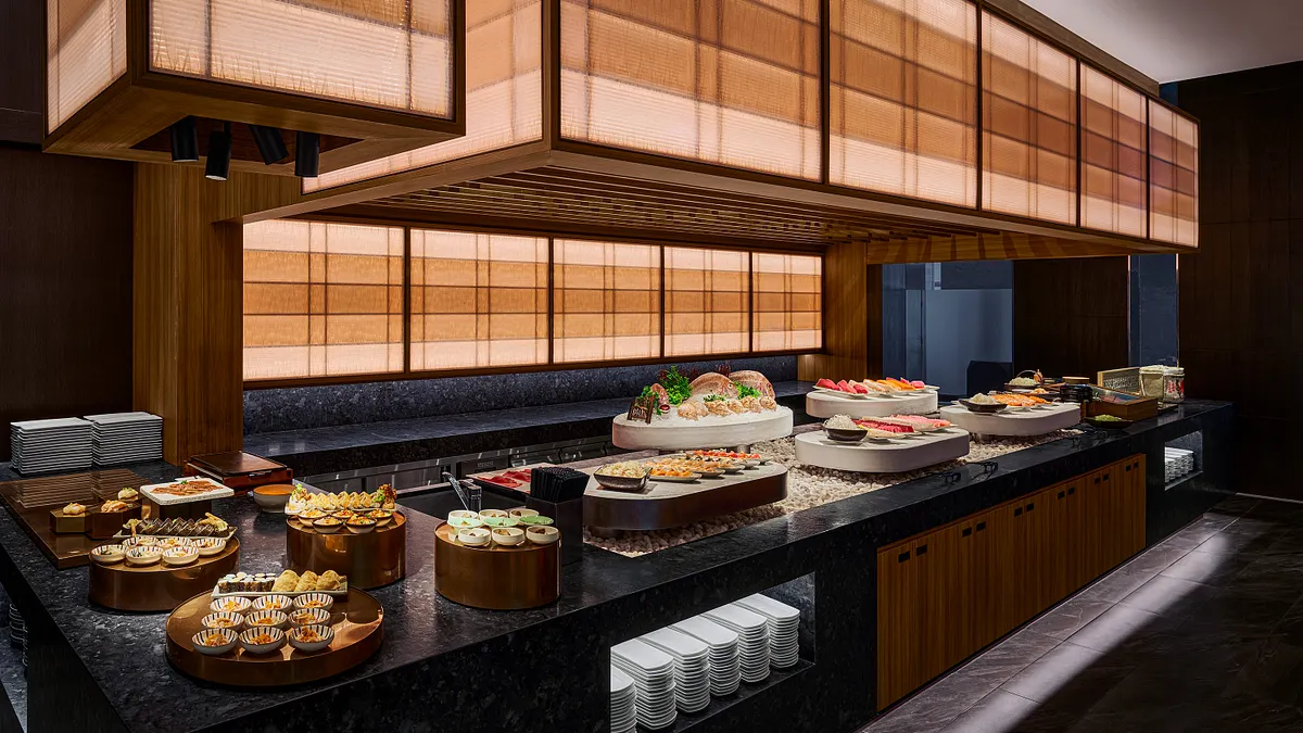 台北寒舍艾美酒店「探索廚房」啟動餐檯升級工程,改裝面積達近300坪,主打八國料理、十大餐檯。(寒舍艾美提供) 台北寒舍艾美酒店「探索廚房」啟動餐檯升級工程,改裝面積達近300坪,主打八國料理、十大餐檯。(寒舍艾美提供)