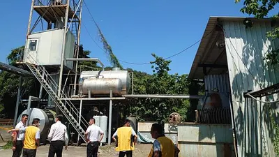 新竹縣府現勘發現艾斯巴達公司自行違法增建,廠房面積與登記內容不符。(圖/新竹縣政府提供)