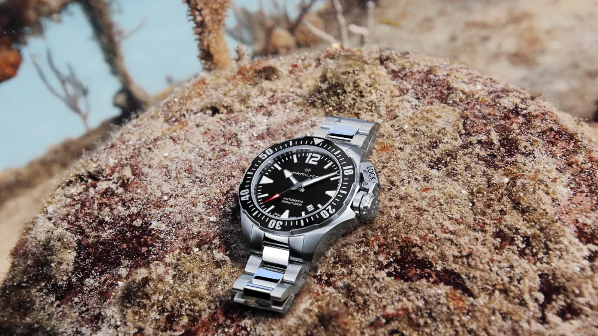 全新Frogman黑仕款深海實拍情境,展現漢米爾頓的強悍本色。(圖/漢米爾頓提供)