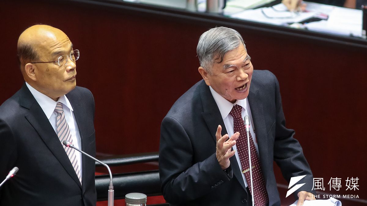 經濟部長沈榮津憑什麼這樣亂開支票?(資料照片,顏麟宇攝) 經濟部長沈榮津憑什麼這樣亂開支票?(資料照片,顏麟宇攝)