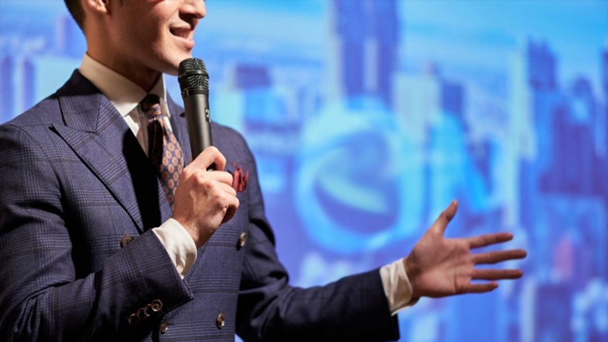 擅長簡報的人,不是只顧著自己說,而是以提問為優先。(示意圖 / photoAC) 擅長簡報的人,不是只顧著自己說,而是以提問為優先。(示意圖 / photoAC)